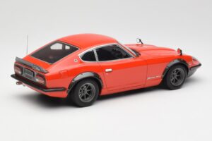 Nissan Fairlady 240ZG Rojo Otto 1:18 OT457 Resina - imagen 2 de 6