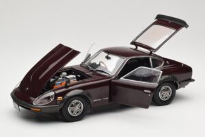 Nissan Fairlady 240Z-G S30 Granate Kyosho 1:18 08212M Metal - imagen 2 de 8