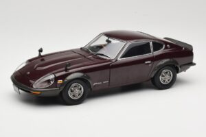 Nissan Fairlady 240Z-G S30 Granate Kyosho 1:18 08212M Metal