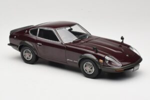 Nissan Fairlady 240Z-G S30 Granate Kyosho 1:18 08212M Metal - imagen 6 de 8