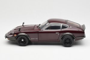 Nissan Fairlady 240ZG Marrón Kyosho 1:18 08217M Metal - imagen 4 de 8