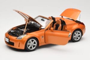 Nissan Fairlady Z Z33 Roadster Sunset Orange AUTOart 1:18 77377 Metal - imagen 2 de 8