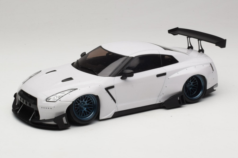 Nissan GT-R R35 Boost Wars 2 Blanco Jp Kraemo 1:18 KRAEMO001 Metal