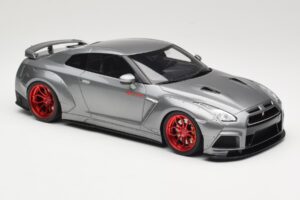 Nissan GT-R R35 Prior Design Gris GT Spirit 1:18 GT243 Resina - imagen 4 de 6