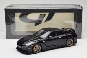 Nissan GT-R R35 Takumi Edition Midnight Purple GT Spirit 1:18 GT932 Resina - imagen 6 de 6