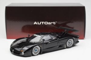Nissan R390 GT1 #0 24 Hours of Le Mans 1998 AUTOart 1:18 89878 Metal - imagen 8 de 8