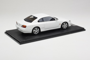 Nissan Silvia S15 Spec-S Blanco Cracked Plexi One Model 1:18 REMC034 Metal - imagen 3 de 7