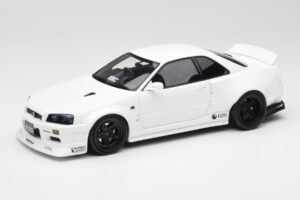 Nissan Skyline GT-R BNR34 by KRC Pearl White Otto 1:18 OT1135 Resina
