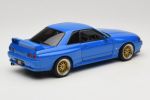 Nissan Skyline GT-R R32 V-Spec II Tuned Azul AUTOart 1:18 77415 Metal - imagen 3 de 8