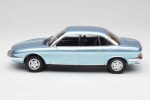 NSU Ro80 Azul Metallic Minichamps 1:18 151015400 Metal - imagen 3 de 6