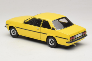Opel Ascona B SR Amarillo Parte Delantera Rayada Sun Star 1:18 5384 Metal - imagen 8 de 9
