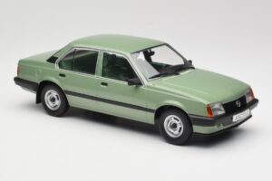 Opel Ascona C Metallic Light Green MCG 1:18 MCG18458 Metal - imagen 4 de 6