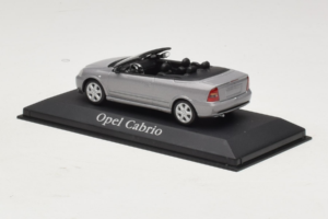 Opel Astra G Descapotable Grey Metallic Minichamps 1:43 ASTRA001 Metal - imagen 3 de 4