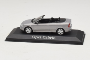 Opel Astra G Descapotable Grey Metallic Minichamps 1:43 ASTRA001 Metal