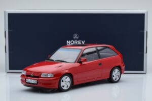 Opel Astra F GSi Rojo Norev 1:18 183672 Metal - imagen 6 de 6