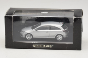 Opel Astra H GTC Plata Minichamps 1:43 ASTRA003 Metal - imagen 4 de 4