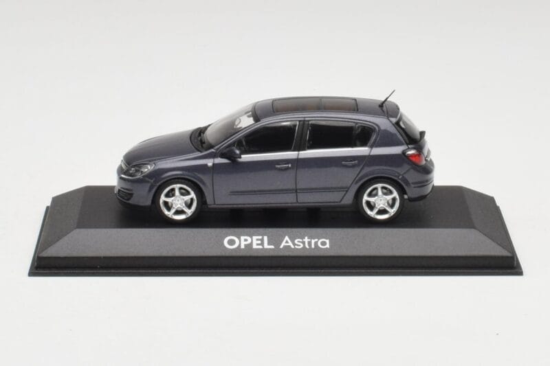 Opel Astra H Azul Oscuro Minichamps 1:43 B24910027-A1 Metal