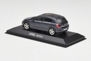 Opel Astra H Gris Minichamps 1:43 B24910027A Metal - imagen 3 de 4