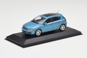 Opel Astra H Azul Claro Minichamps 1:43 400043001 Metal - imagen 2 de 4
