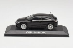 Opel Astra H OPC Negro Minichamps 1:43 90399890 Metal