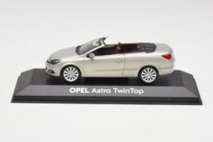 Opel Astra H Twin Top Plata Minichamps 1:43 Opel Astra H Twin Top Plata Minichamps 1:43 403045633 Metal