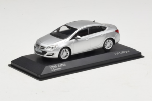 Opel Astra J Plata Minichamps 1:43 410042000 Metal - imagen 2 de 5