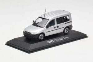 Opel Combo C Plata Minichamps 1:43 COMBO001 Metal - imagen 2 de 4