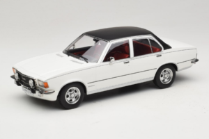 Opel Commodore B Blanco MCG 1:18 MCG18564 Metal