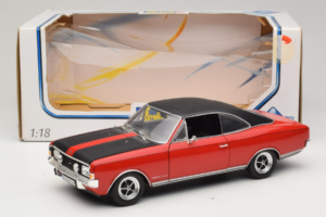 Opel Commodore GS/E Rojo Revell 1:18 8826 Metal - imagen 8 de 8