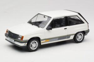 Opel Corsa A Sprint Blanco MCG 1:18 MCG18432 Metal