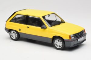 Opel Corsa A SR Amarillo MCG 1:18 MCG18431 Metal - imagen 4 de 6