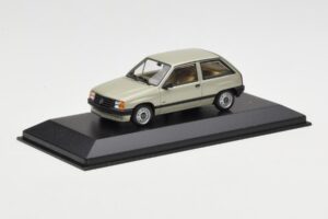 Opel Corsa A Swing Verde Minichamps 1:43 400045002 Metal - imagen 2 de 4