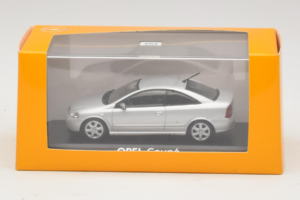 Opel Coupe Bertone Plata Minichamps 1:43 B24910027 Metal - imagen 4 de 4