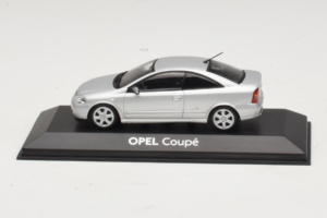 Opel Coupe Bertone Plata Minichamps 1:43 B24910027 Metal