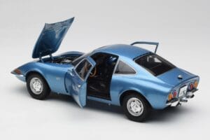 Opel GT Azul Minichamps 1:18 180049020 Metal - imagen 5 de 8