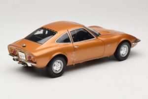 Opel GT Dorado Minichamps 1:18 180049025 Metal - imagen 3 de 8