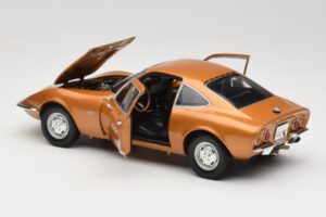 Opel GT Dorado Minichamps 1:18 180049025 Metal - imagen 5 de 8