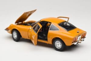 Opel GT Ocre Minichamps 1:18 180049031 Metal - imagen 5 de 8