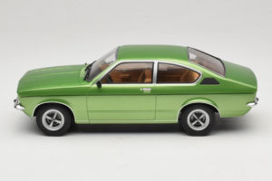 Opel Kadett C Coupe Verde MCG 1:18 MCG18599 Metal - imagen 3 de 6