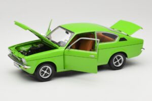 Opel Kadett C Coupé Verde Minichamps 1:18 180045620 Metal - imagen 2 de 8