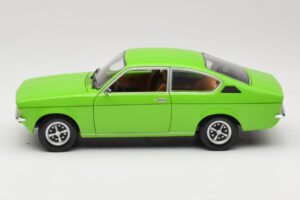 Opel Kadett C Coupé Verde Minichamps 1:18 180045620 Metal - imagen 4 de 8