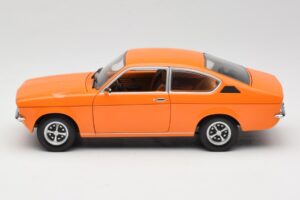 Opel Kadett C Coupé Naranja Minichamps 1:18 180045622 Metal - imagen 4 de 8