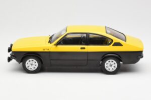Opel Kadett C GT/E Negro Amarillo MCG 1:18 MCG18190 Metal - imagen 3 de 6