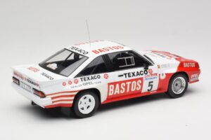 Opel Manta 400 #5 G. Colsoul Rally Ypres 1985 IXO 1:18 18RMC134 Metal - imagen 2 de 6
