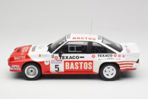Opel Manta 400 #5 G. Colsoul Rally Ypres 1985 IXO 1:18 18RMC134 Metal - imagen 3 de 6