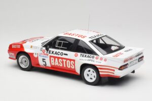 Opel Manta 400 #5 G. Colsoul Rally Ypres 1985 IXO 1:18 18RMC134 Metal - imagen 5 de 6