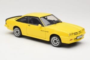 Opel Manta B GT/E Amarillo Revell 1:18 08421 Metal - imagen 6 de 8