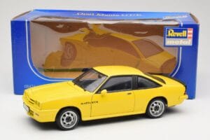 Opel Manta B GT/E Amarillo Revell 1:18 08421 Metal - imagen 8 de 8