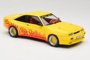 Opel Manta B Mattig Amarillo con Llama MCG 1:18 MCG18115 Metal - imagen 4 de 6