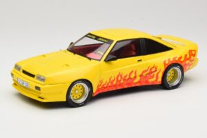 Opel Manta B Mattig Amarillo con Llama MCG 1:18 MCG18115 Metal